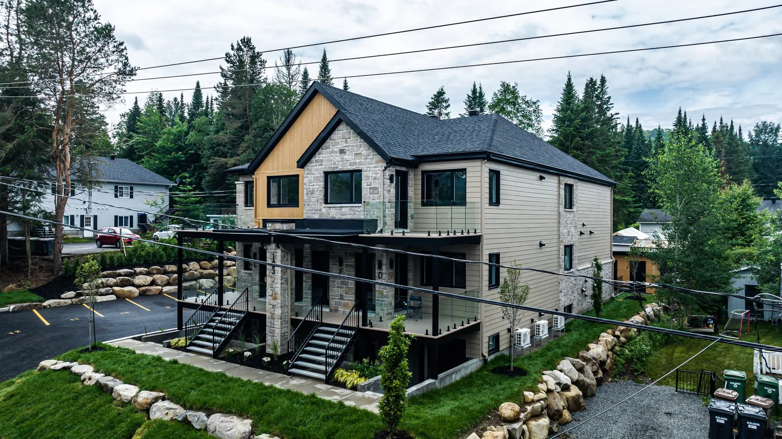 Immeuble locatif Montée Alouette, Sainte-Agathe-des-Monts